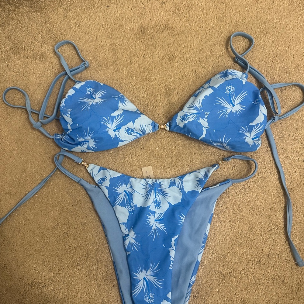 SHEIN Blue Floral Tie-Strap Bikini